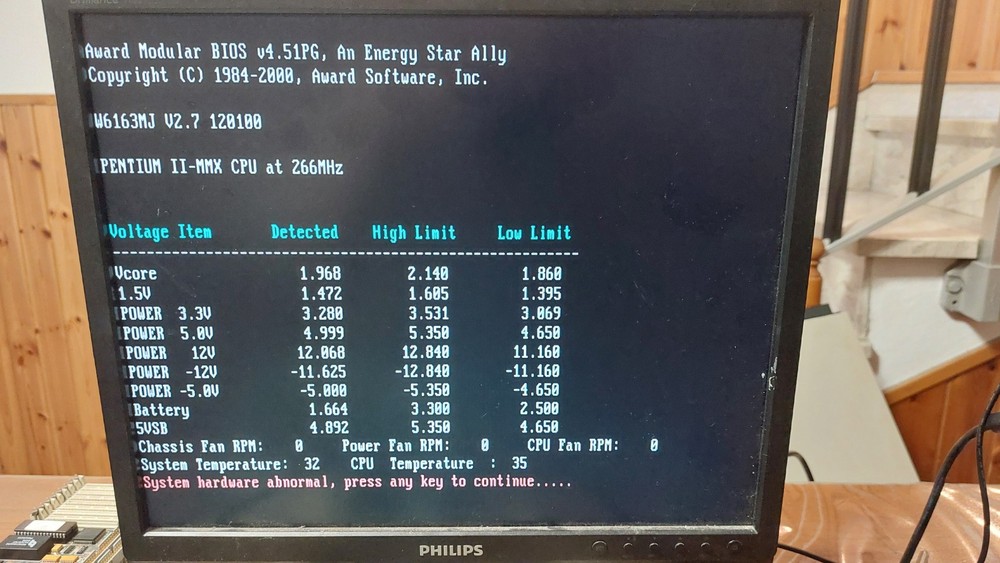 VINTAGE PENTIUM 2 MSI RETRO PC COMPUTER