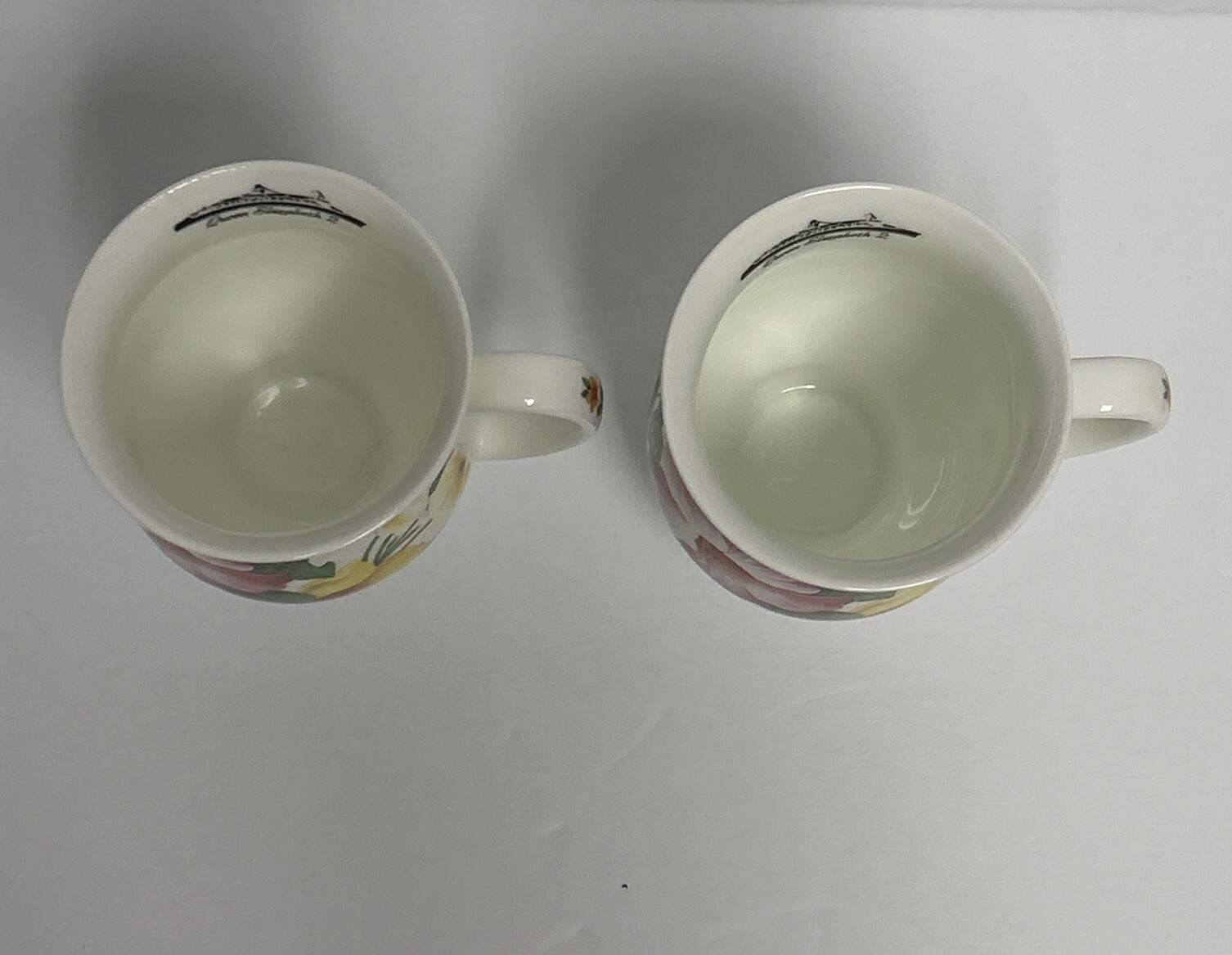 2 WREN china MUGS Mayflower Floral England Queen Elizabeth SHIP QE2 Tea Coffee