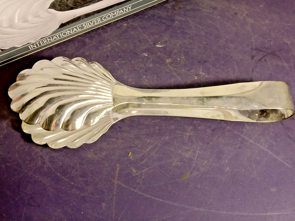Vintage International Silver Kings Silverplate Lasagna Cake Spatula & Tongs