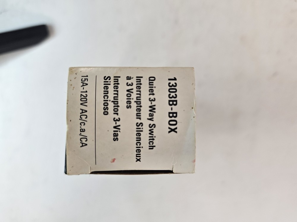 Cooper 3-Way Brown Toggle Wall Light Switch Control 15A 120VAC C1303