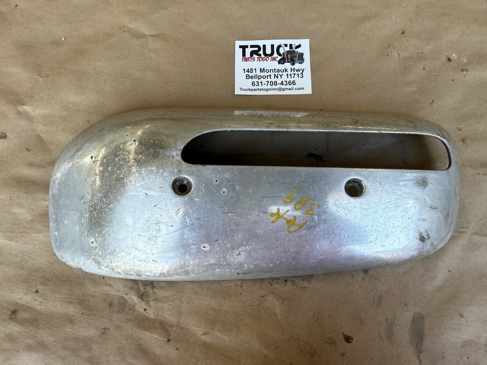 PETERBILT HEADLIGHT HOUSING P54 6037 2R