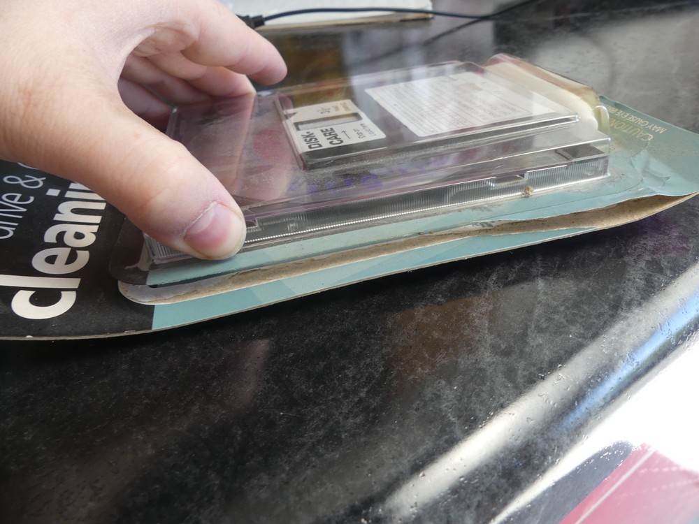 computer accessories 3.5" drive and cd drive cleaning kit