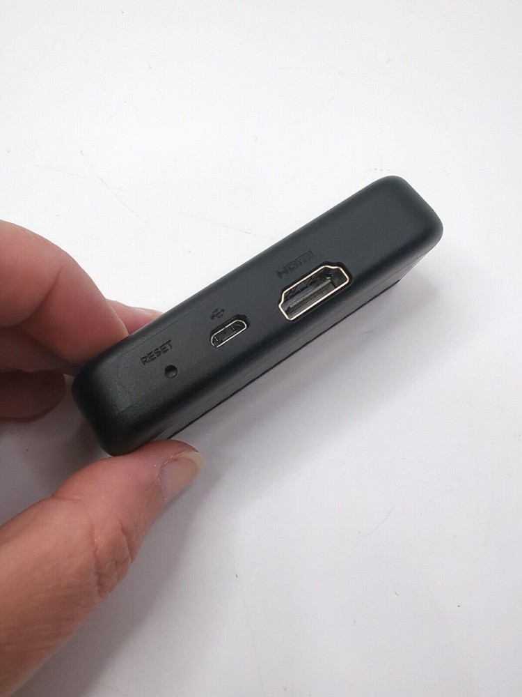 Roku Model 3920X Streaming Media Player & Remote