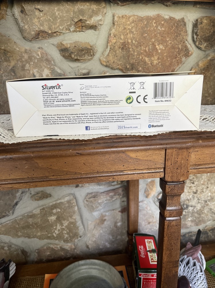 Silverlit Interactive Bluetooth R/C Blu-Tech Heli BSH-A B4620 Opened