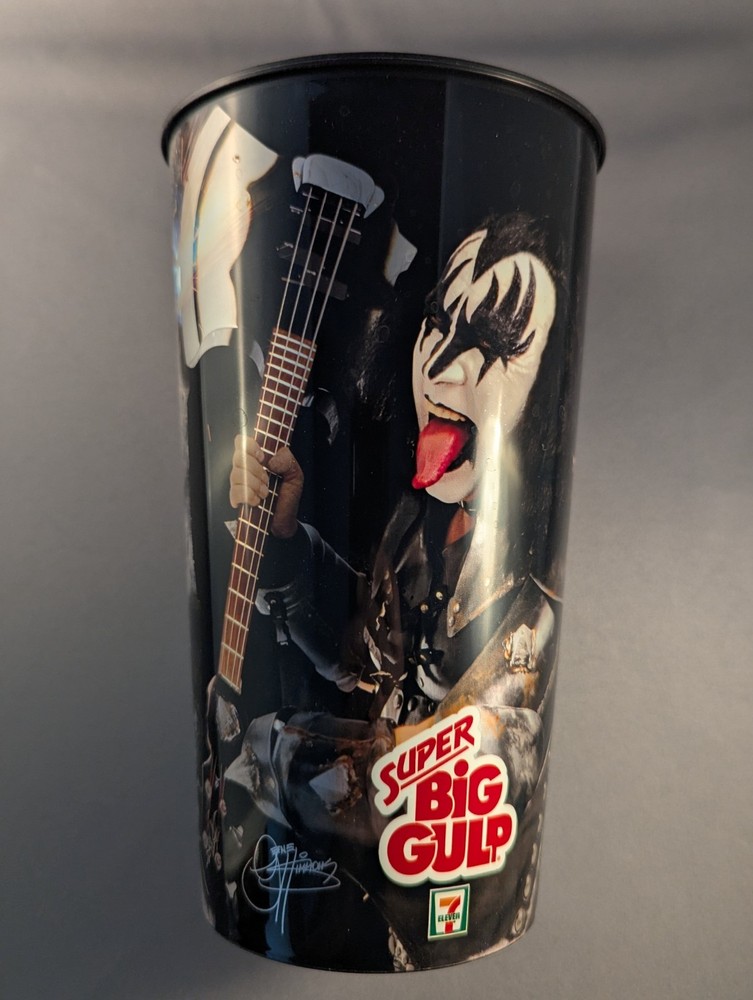 Kiss Gene Simmon 7-11 Super Big Gulp cup Hottest Show on Earth 2010 promo 44 Oz