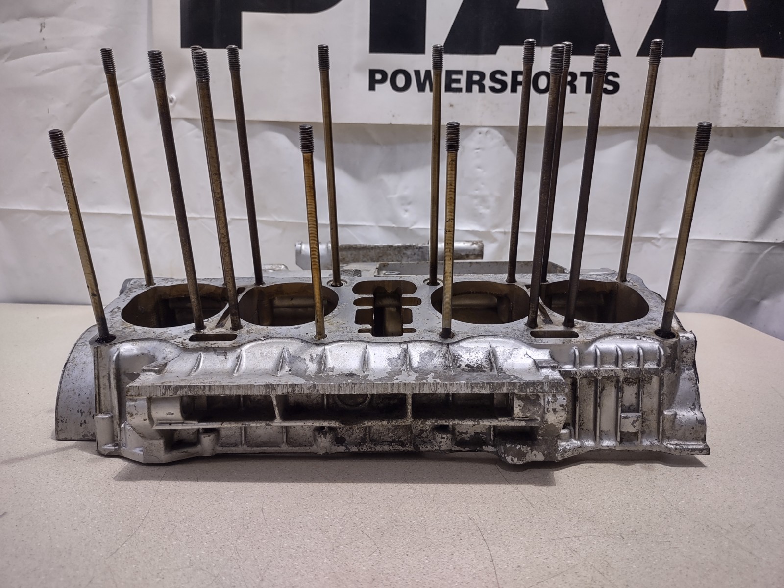 1974 Honda CB 750 CB750 Upper Engine Case Crankcase #325.2-80