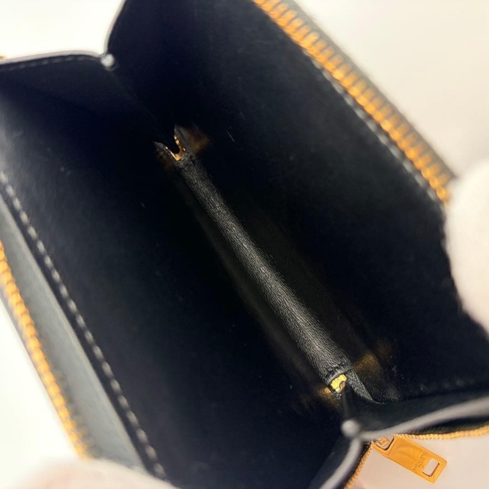 SAINT LAURENT 二つ折り財布 黒