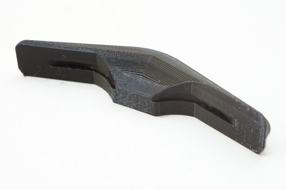 Adapter Block for Holding (2) Small Daisy Shatterblast 2" Disk Pigeon