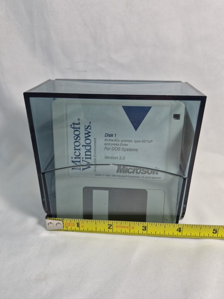 MICROSOFT WINDOWS White 3.5" DISKS SOFTWARE SETUP DISKS 1-7 VERSION DOS 3.0-1985