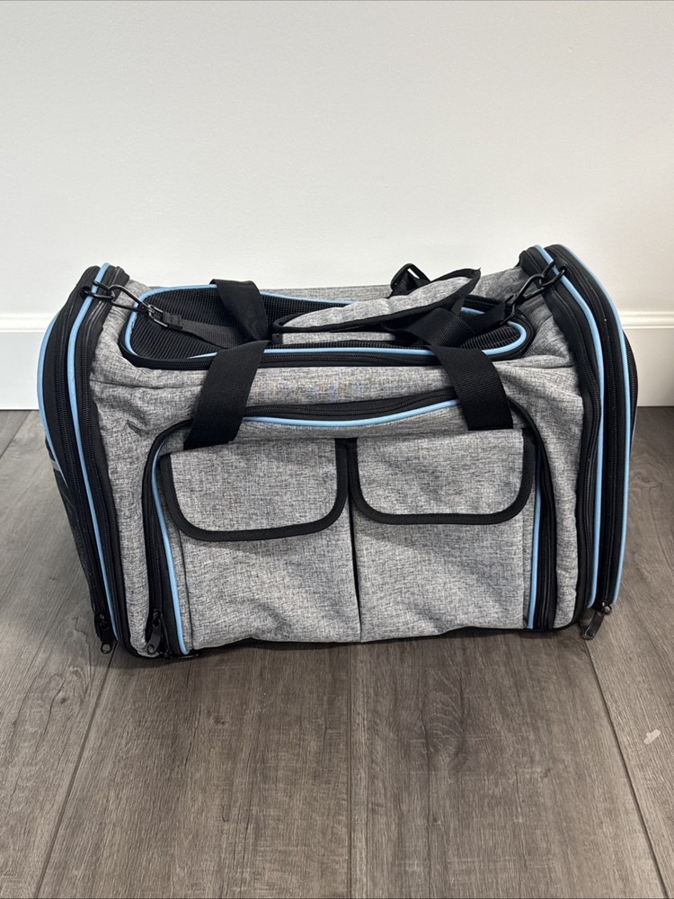 Expandable Pet Carrier At Home Carrier EUC
