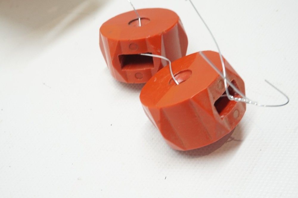 2 PCS Piper Aztec PA-23-250 Knobs - Mix Control P/N: 41417-000
