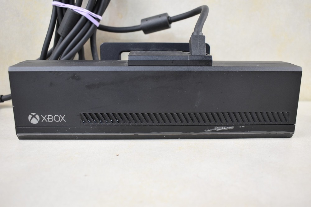 Microsoft Xbox One Kinect Wired Motion Sensor Black Model 1520 OEM