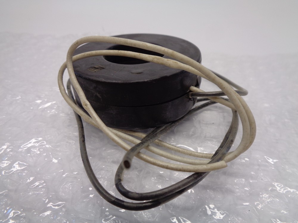 SQUARE D 2N-750 CURRENT TRANFORMER UNMP