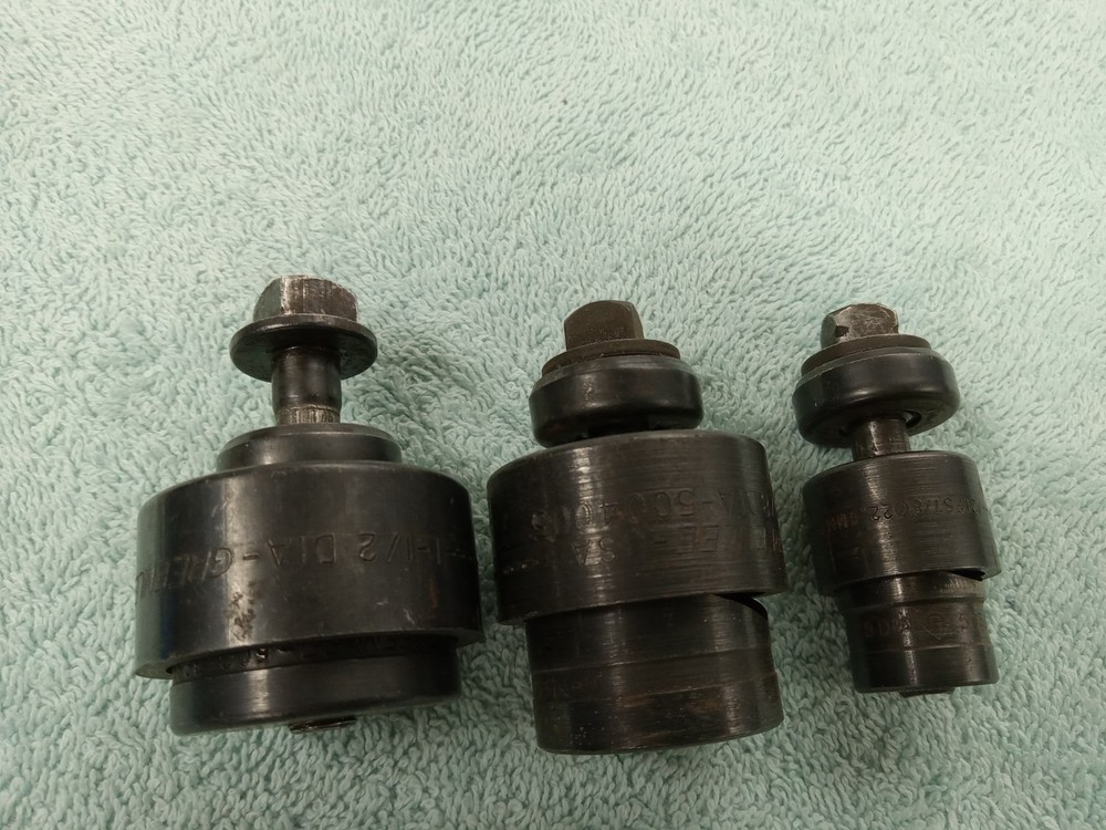 3 Green Lee Knockouts