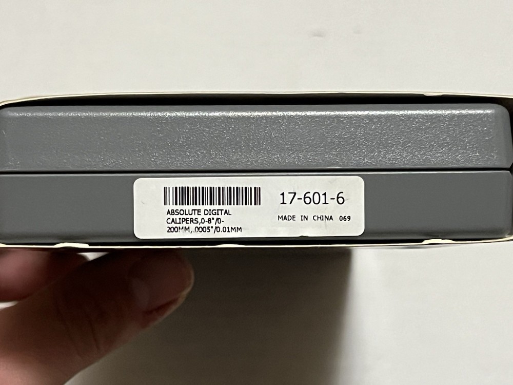(Opened Box) SPI 17-601-6 Electronic Calipers 8" With Case