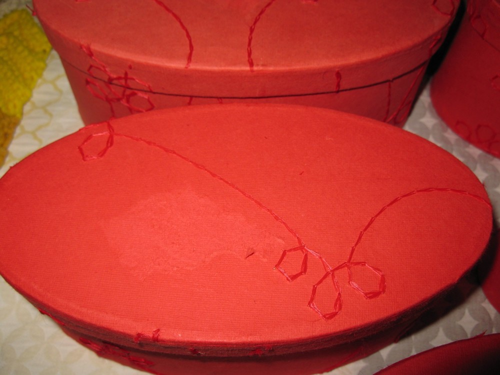 Gift Box Lot red- different sizes 7 items READ