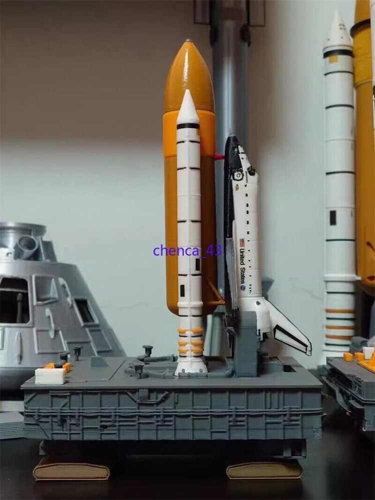 DIY 1/400 Space Shuttle Discovery Launcher Platform Painted Model Collection 1PC