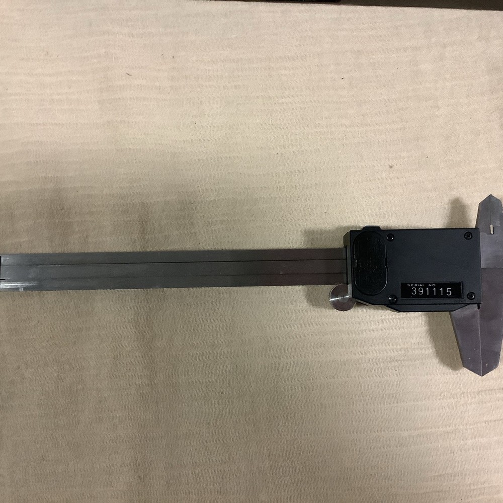 Vintage General 6 In Electronic Digital Caliper in Original Box