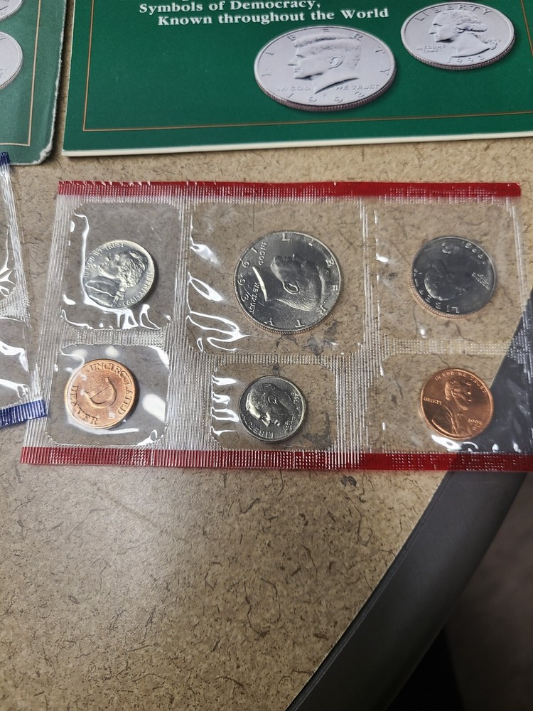 1993 United States Mint Set in Original Packaging