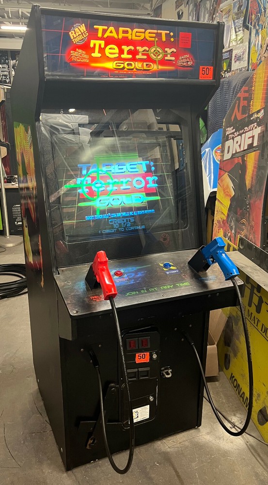 TARGET TERROR ARCADE MACHINE by RAW THRILLS 2004 (Excellent Condition) *RARE*