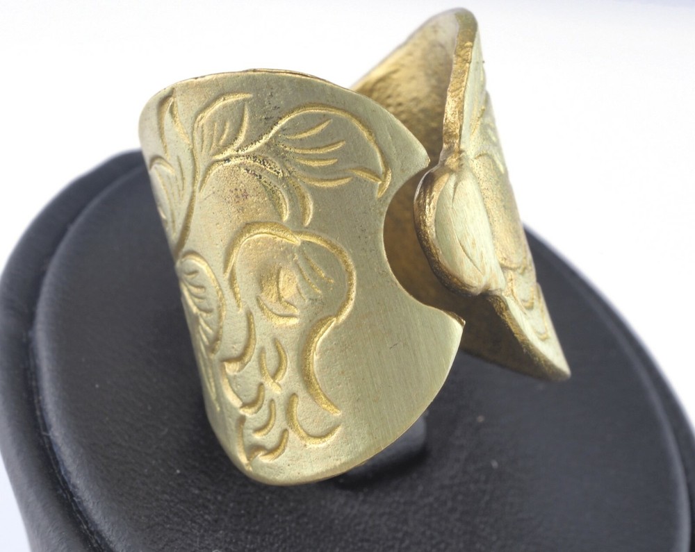 Flower Adjustable Ring Raw brass (18mm 8US inner size - Adjustable ) OZ2755