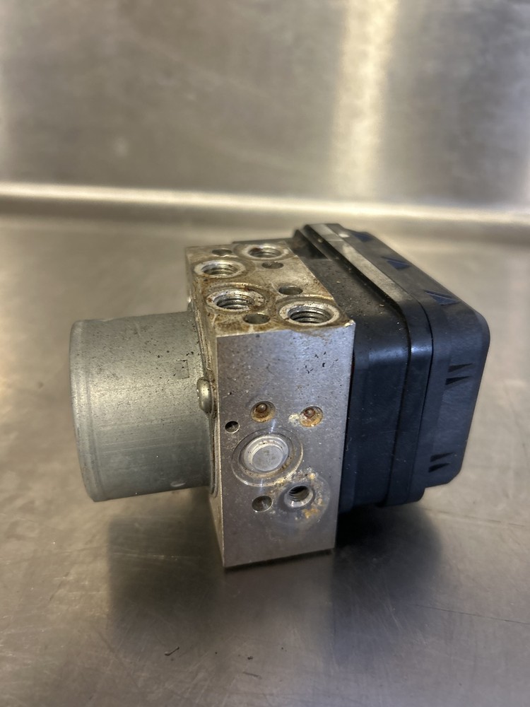 2017-20 YZF-R6 OEM ABS PUMP UNIT MODULE #2131