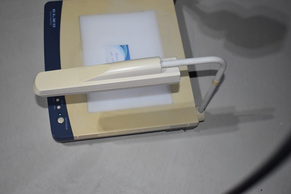 Elmo EV-4400AF Visual Presenter Zoom Overhead Document Camera BROKEN NOT WORKING