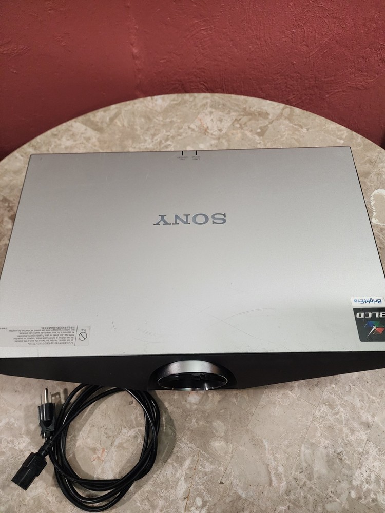 Sony VPL-FX40 Proyector plus replacement lamp no remote control Works Perfect