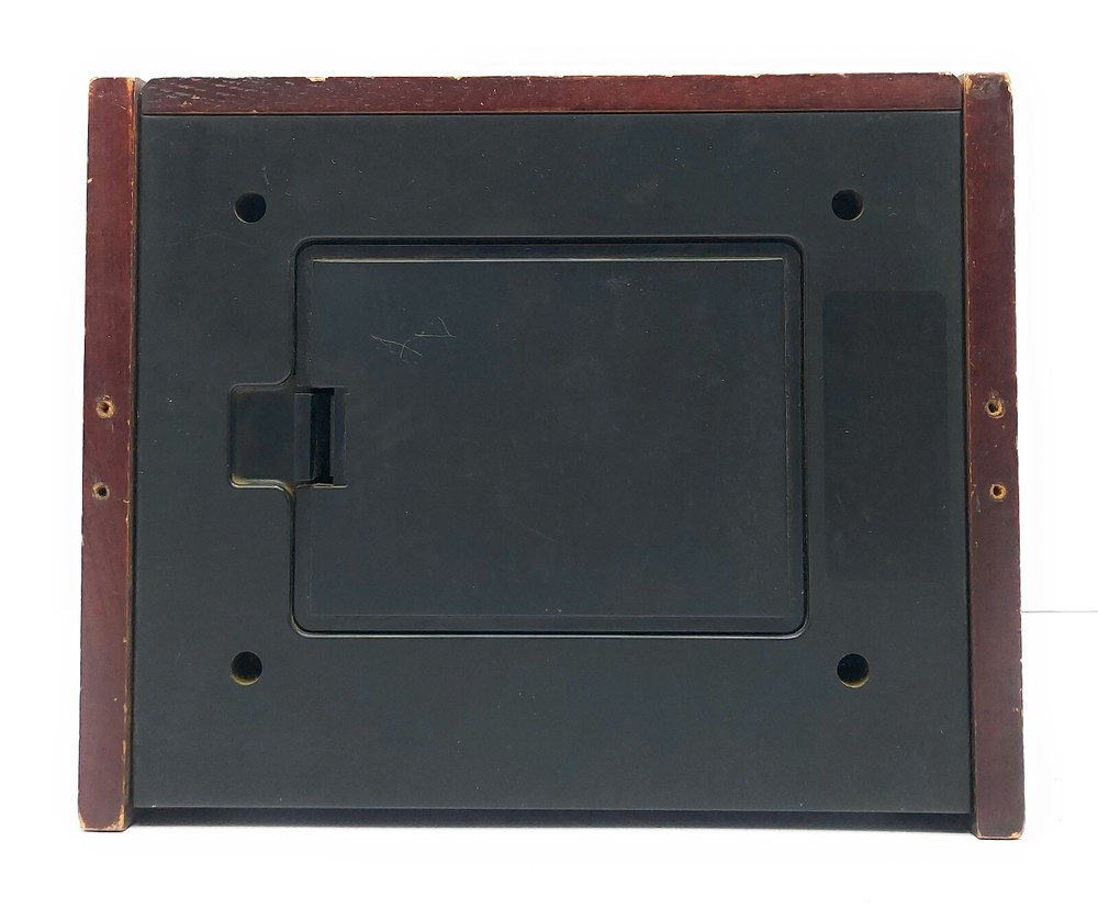 Linden Quartz World Time Clock