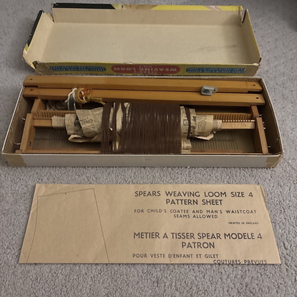 Weaving loom antique