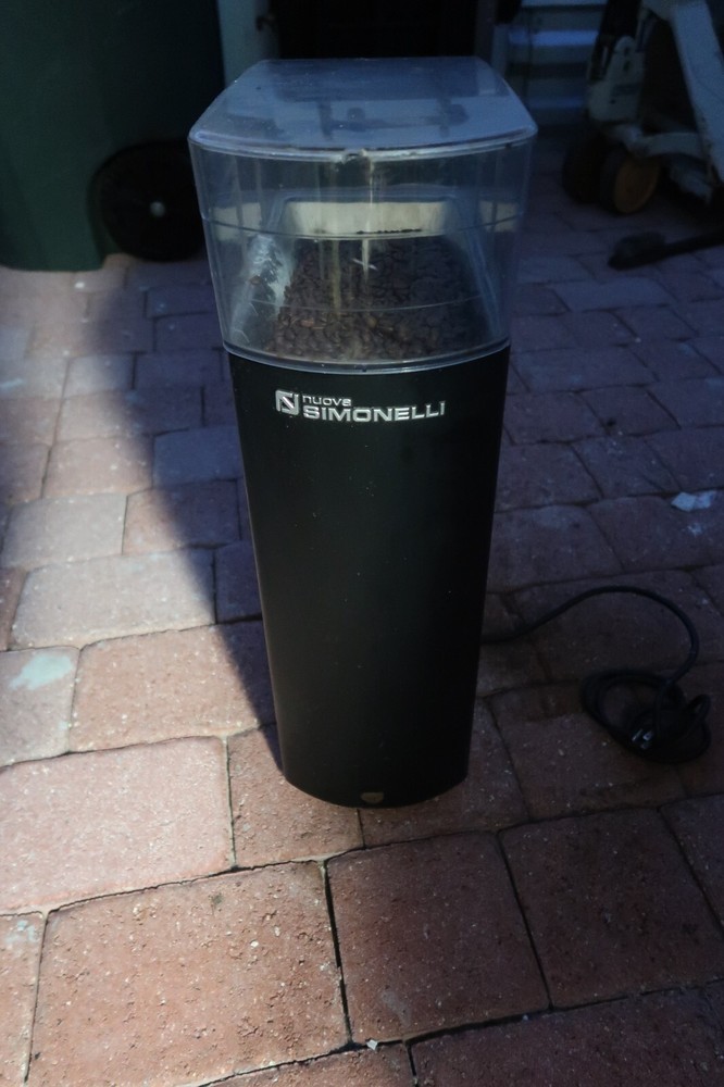 Nuova Simonelli Mythos Expresso Grinder