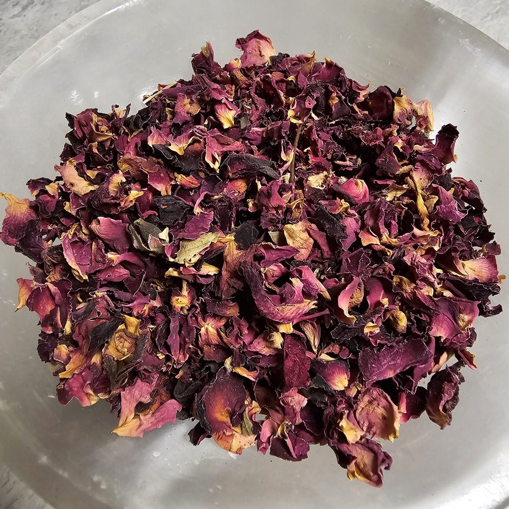 Red Rose Petals