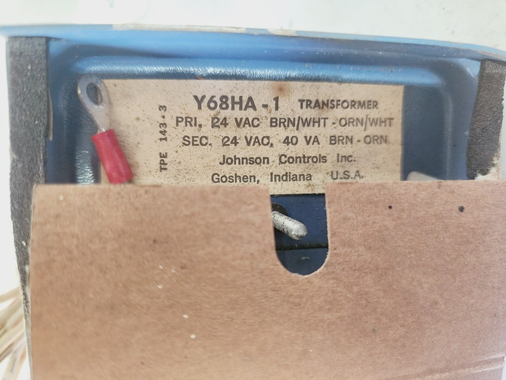 Johnson Controls Y68HA-1 NOS Blue Transformer