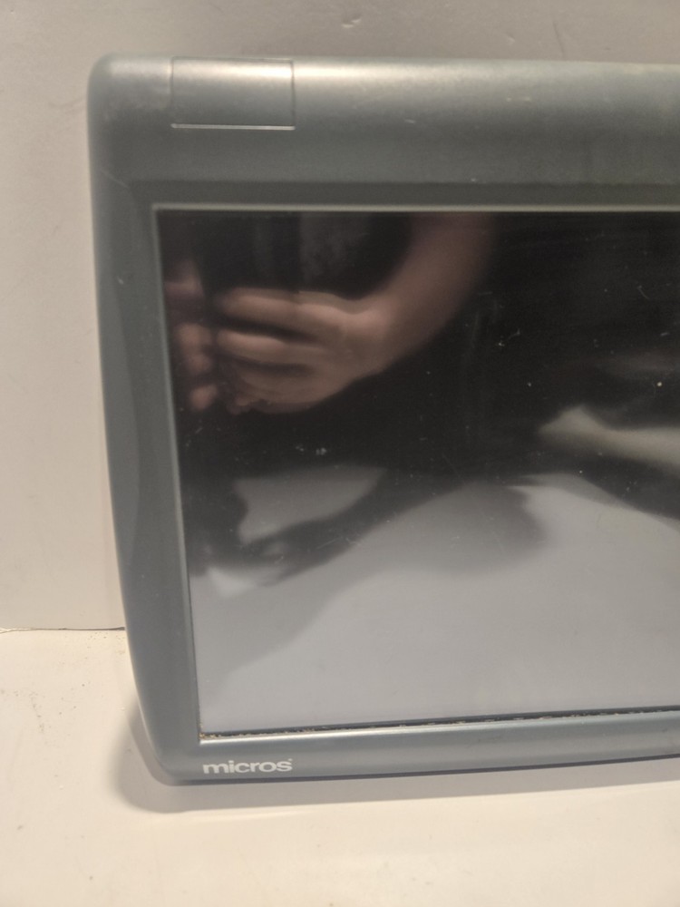 Micros WorkStation 5A System POS Touchscreen 400814-101 Powers ON