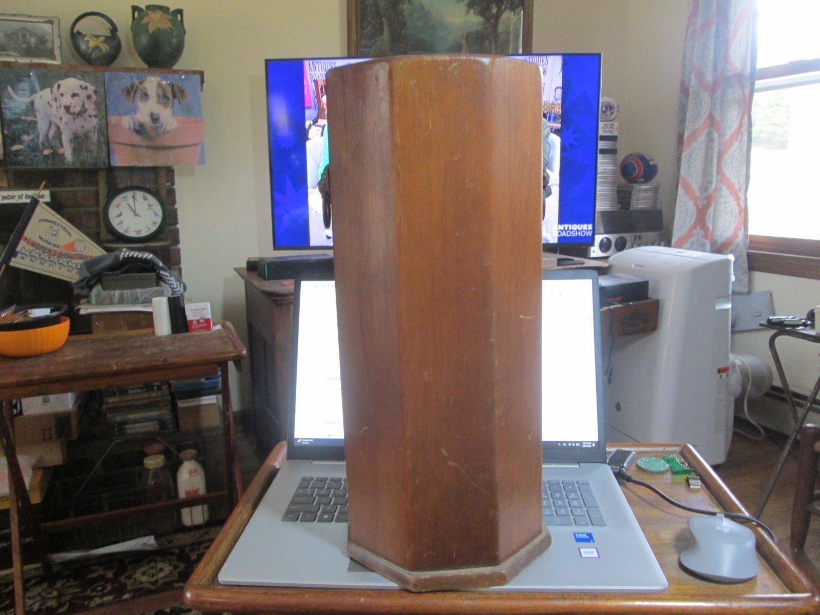 Vintage Wood 18" Umbrella Cane Stand Lion Head Accents Pulls