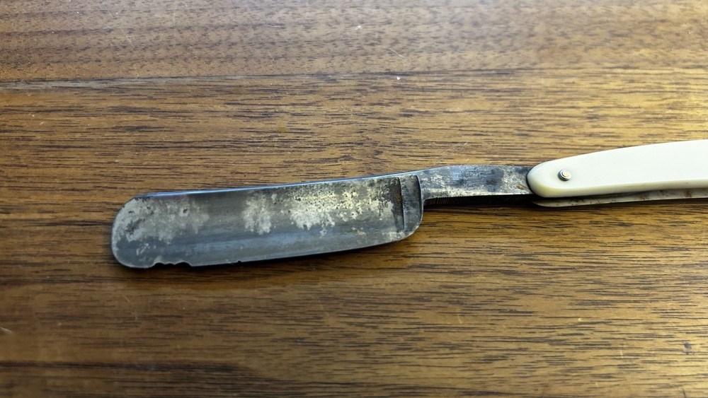 Vintage Bone Handle Straight Razor