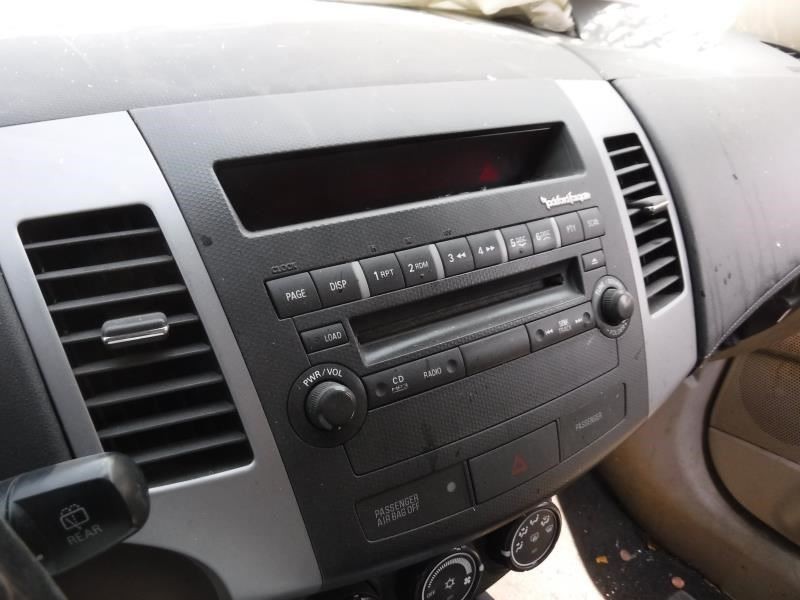 OUTLANDER 2011 Radio/Audio 415016