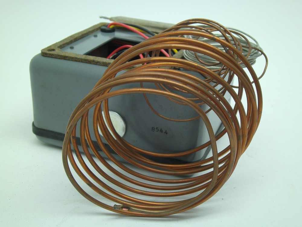 OPEN BOX! Johnson Controls Economizer A83GA-1 Air Controller Cooling Switch KB
