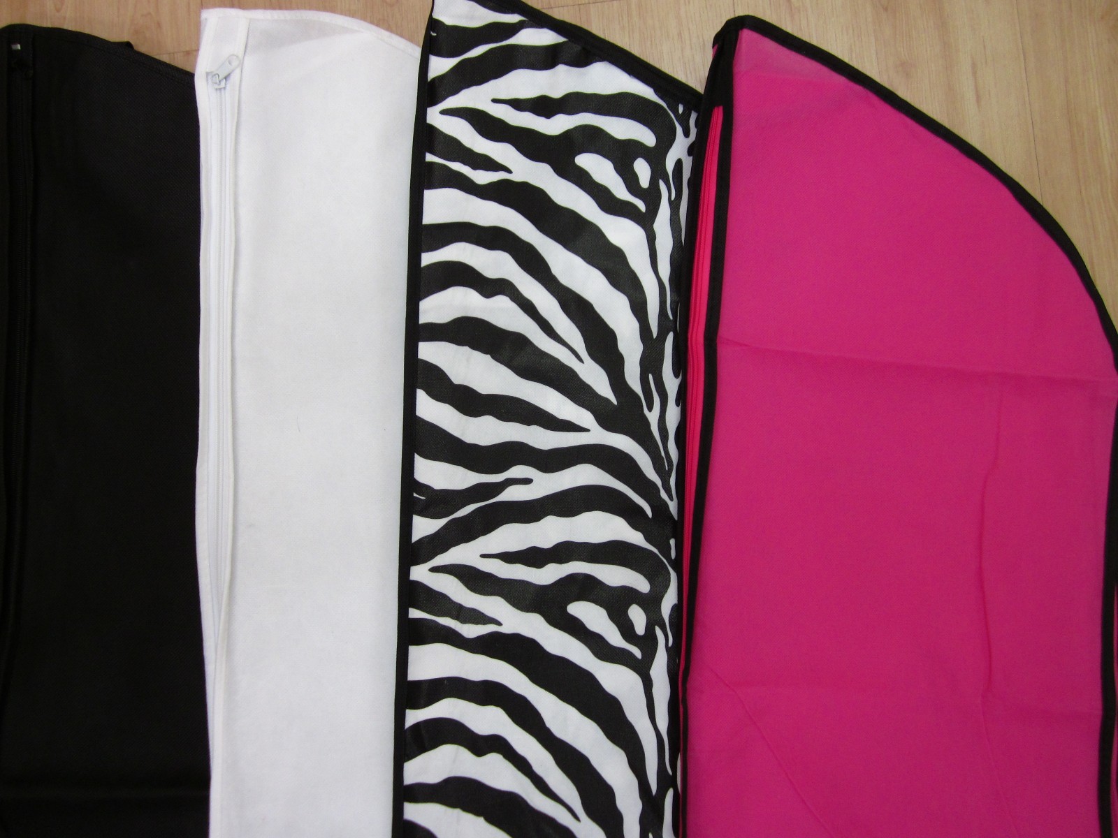 NEW BREATHABLE WHITE PROM WEDDING DRESS STORAGE GARMENT BAG