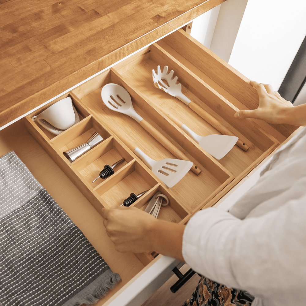 KitchenEdge Adjustable Kitchen Drawer Organizer for Utensils and Junk, 1 Large &