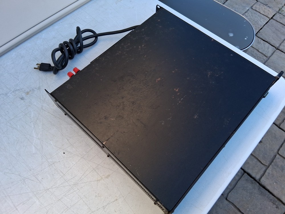 Crown Power Base-1 Power Amp - Fully Working