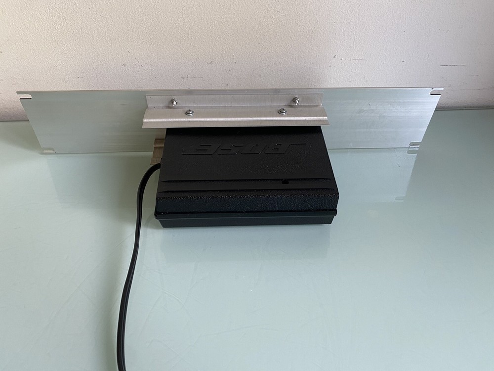 Bose 402-E Active Equalizer with 19” Rack Mount Faceplate Made in USA