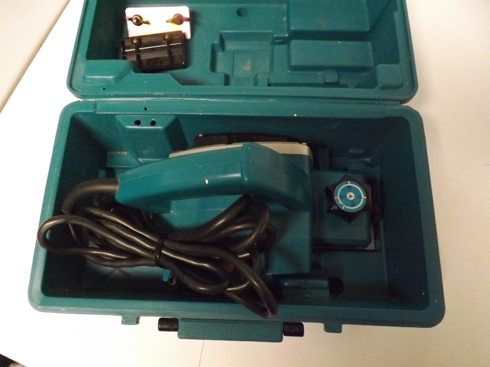 Makita model 19008 Power Planer