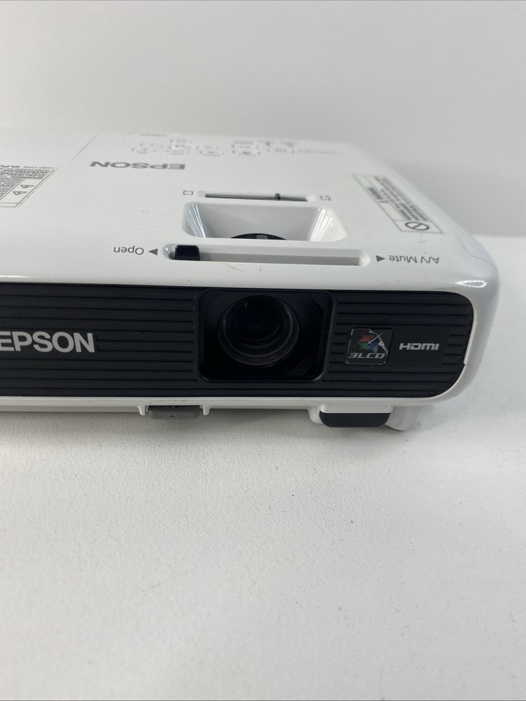 Epson LCD Projector H719A Tested & Working