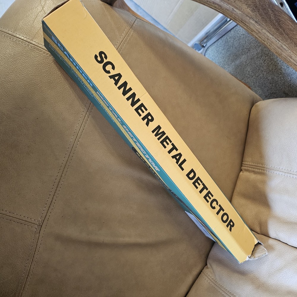 Handheld Metal Detector Wand Security Scanner High Sensitivity Compact