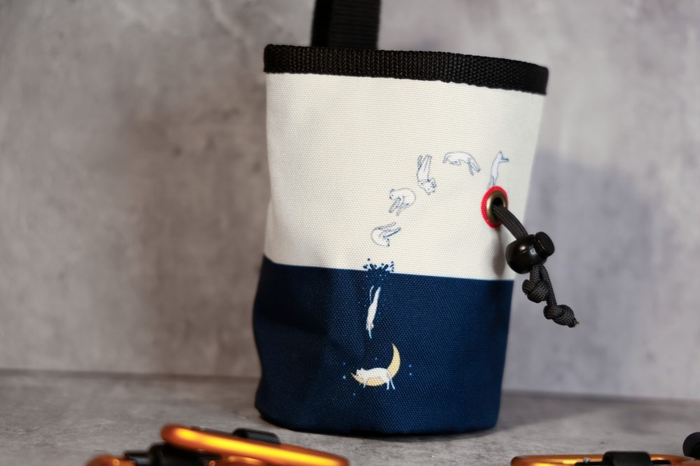 Acrobatic Cat Chalk Bag | Grace in Motion