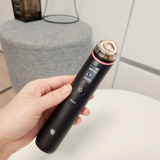 Medicube AGE-R Booster Pro
