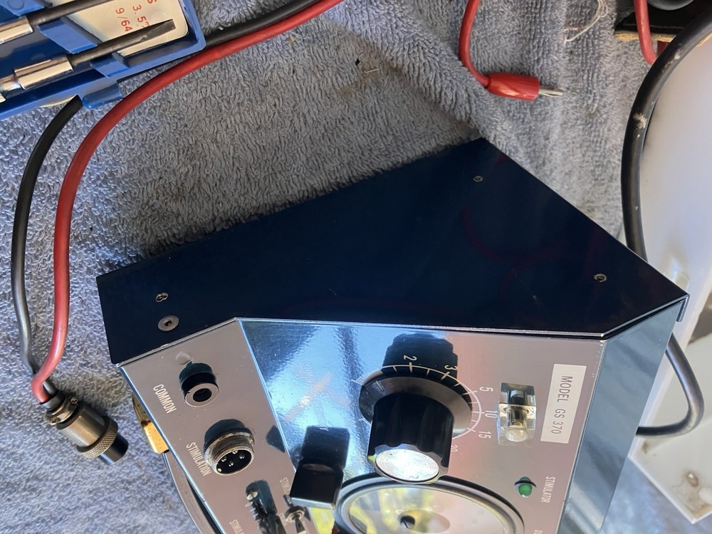 Vintage Lindquist Stimulator Model GS 370