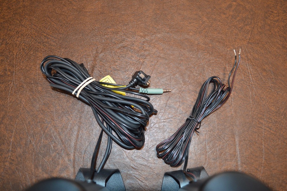 Klipsch ProMedia 2.1 Computer Speaker System Speakers & Subwoofer