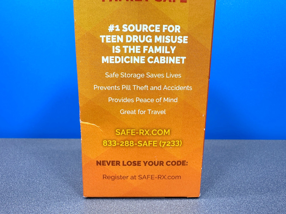 SAFE RX LARGE LOCKING PRESCRIPTION PILL MEDICATION VIAL STORAGE CODE LOCK NEW